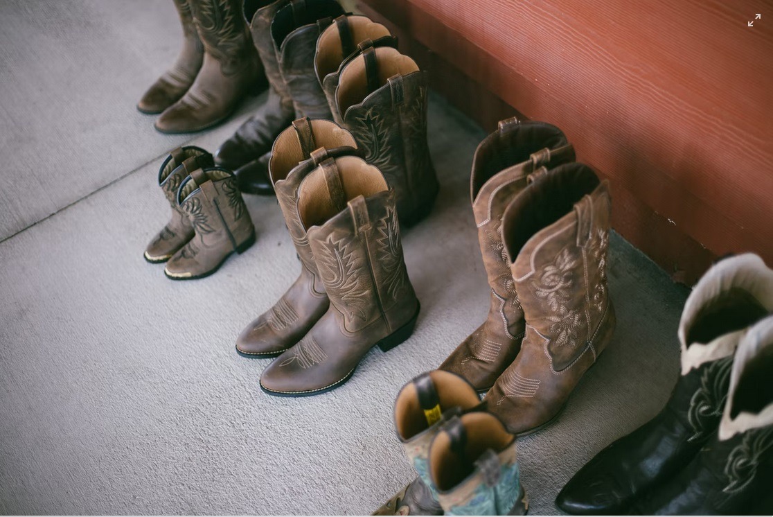 different sizes of cowboy boots