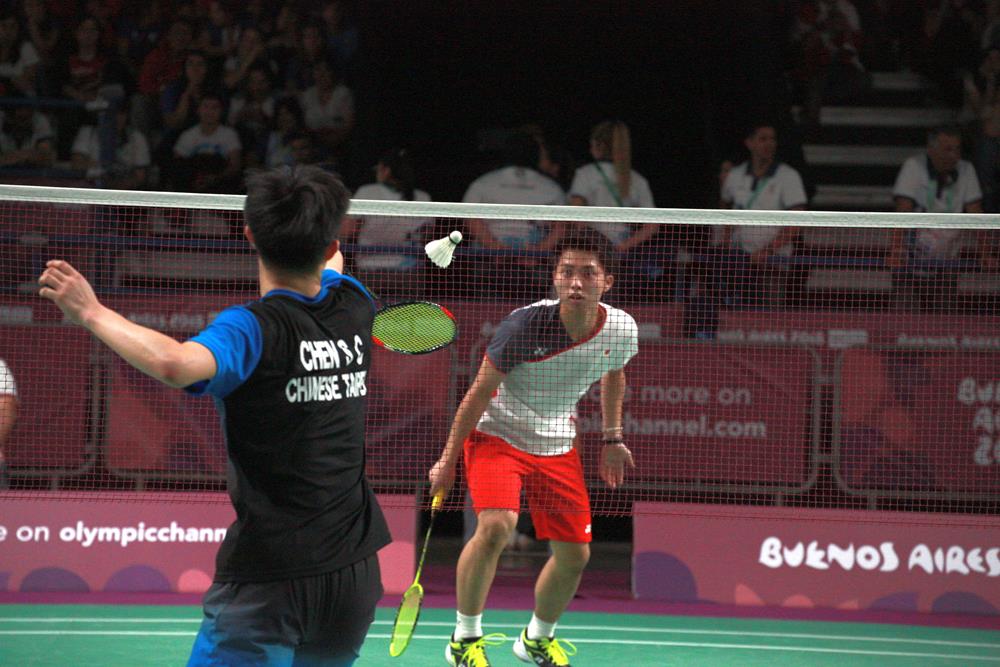 Mastering Basic Badminton Shots