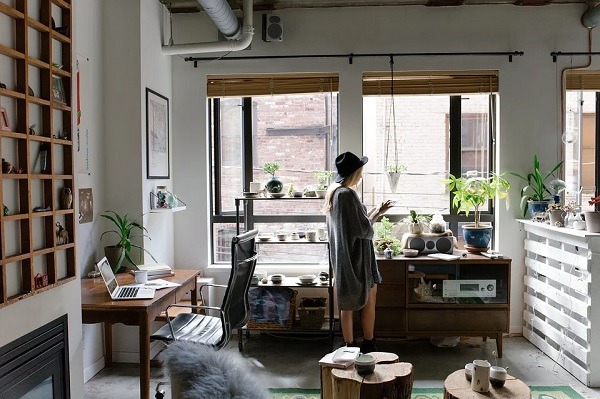 7 Ways to Spruce Up Your Home Office