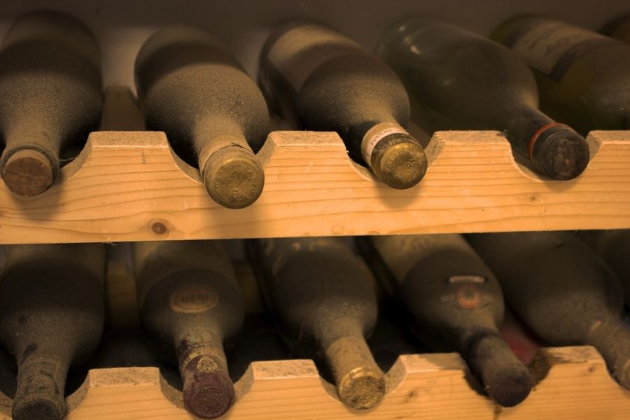 Buying Collectible Wine? Here are 4 Tips to Follow