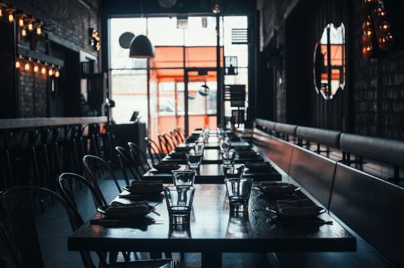 The Pros and Cons of Leasing vs Purchasing Restaurant Equipment