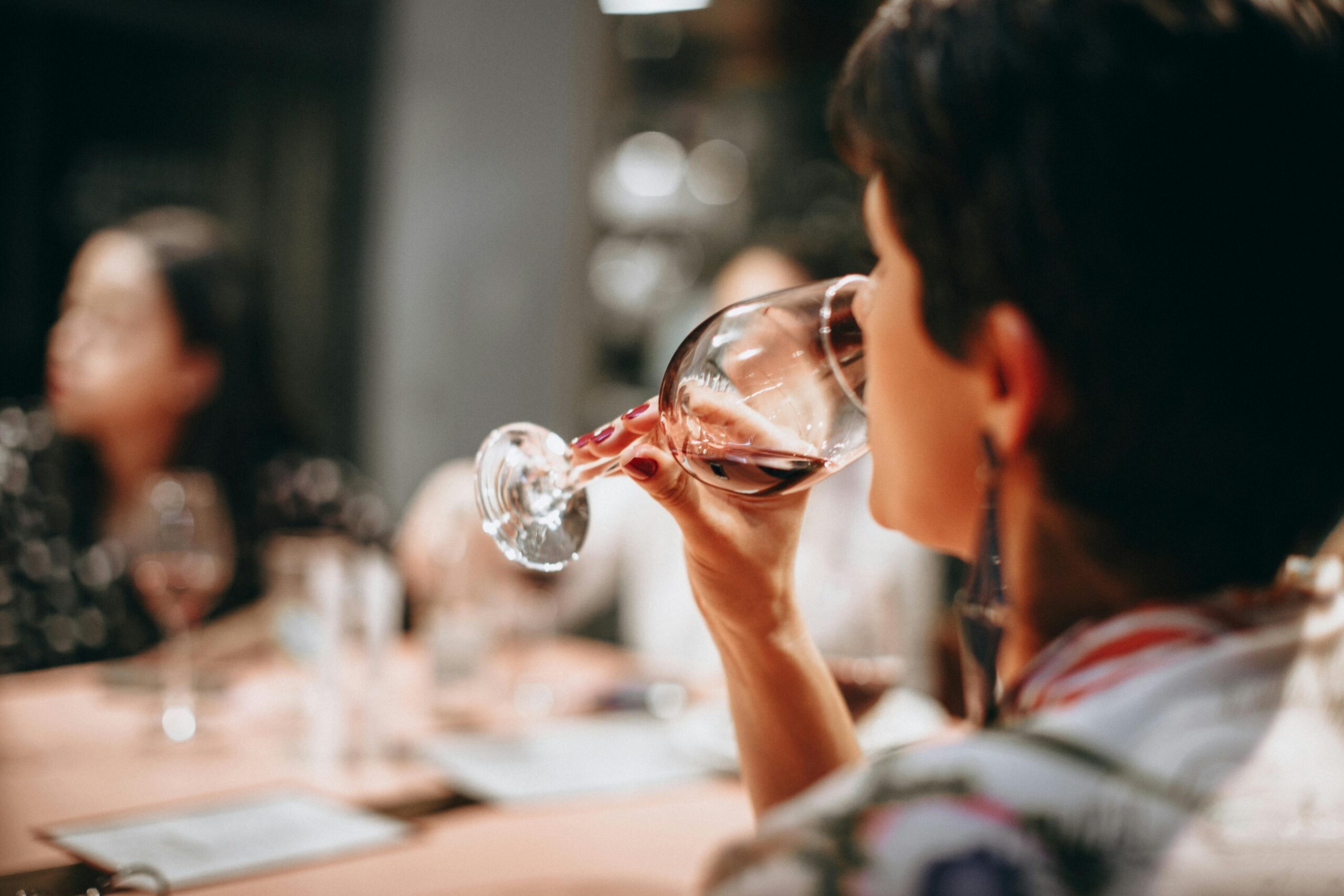 6 Best Occasions for a Wine Expert Tasting